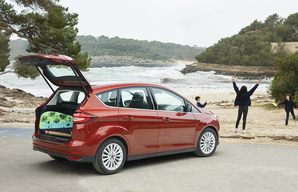 fordcmax2015033.jpg