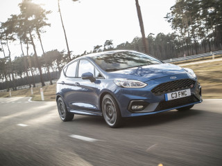 ford2018fiestast5door15.jpg