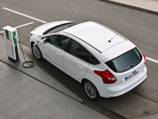 fordpocelectrfocuselectric23.jpg