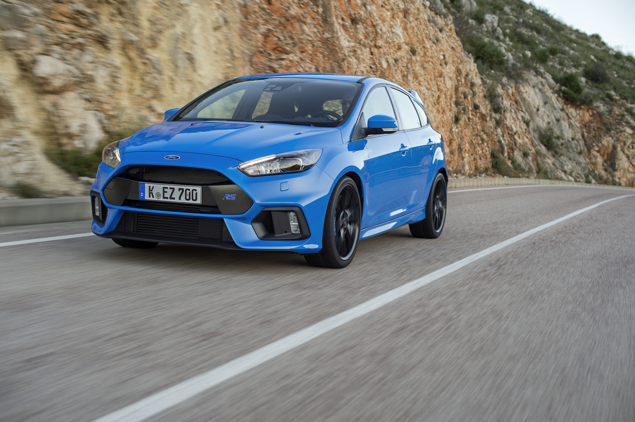 ford2016focusrs28.jpg