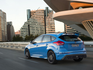 ford2016focusrs33.jpg