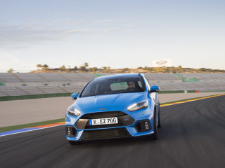 ford2016focusrs48.jpg