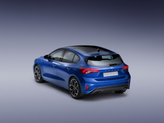 ford2018focusstlinestudio04.jpg