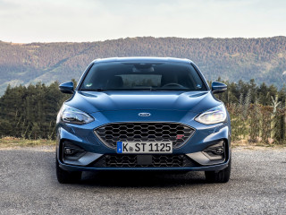 ford2019focusstperformanceblue05.jpg