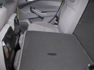 034fordfocusturnier.jpg