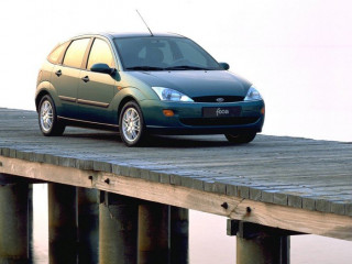 fordfocus17.jpg