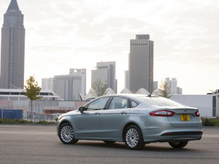 fordpocelectrfusionhybrid10.jpg