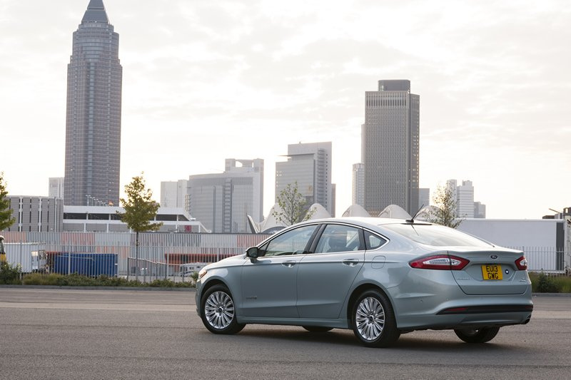 fordpocelectrfusionhybrid10.jpg