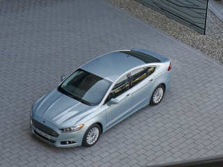 fordpocelectrfusionhybrid13.jpg