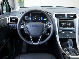 fordpocelectrfusionhybrid14.jpg