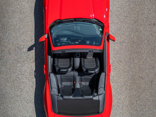 2024fordmustangcabrioletracered6.jpg
