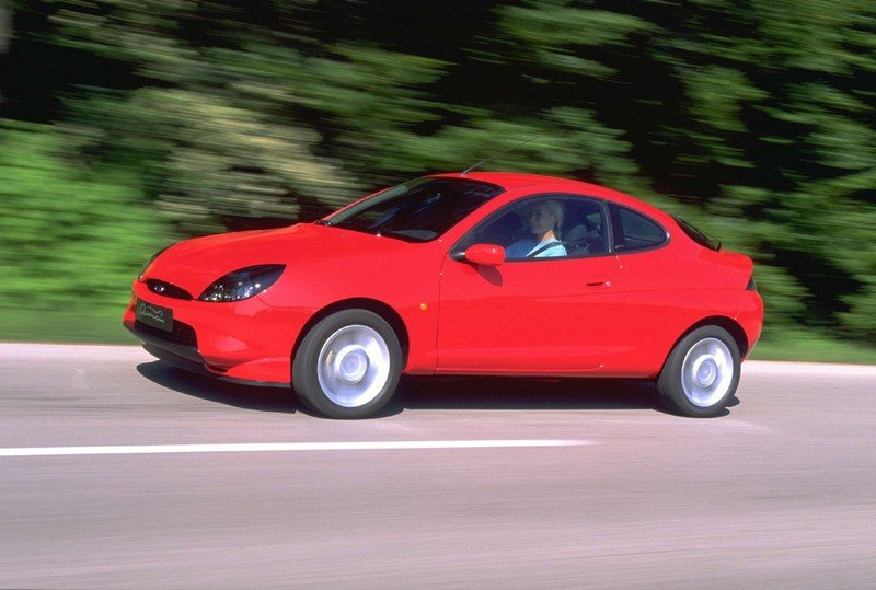 fordpumahatchback3dr3.jpg