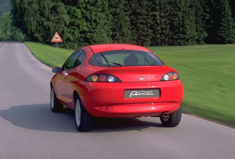 fordpumahatchback3dr7.jpg