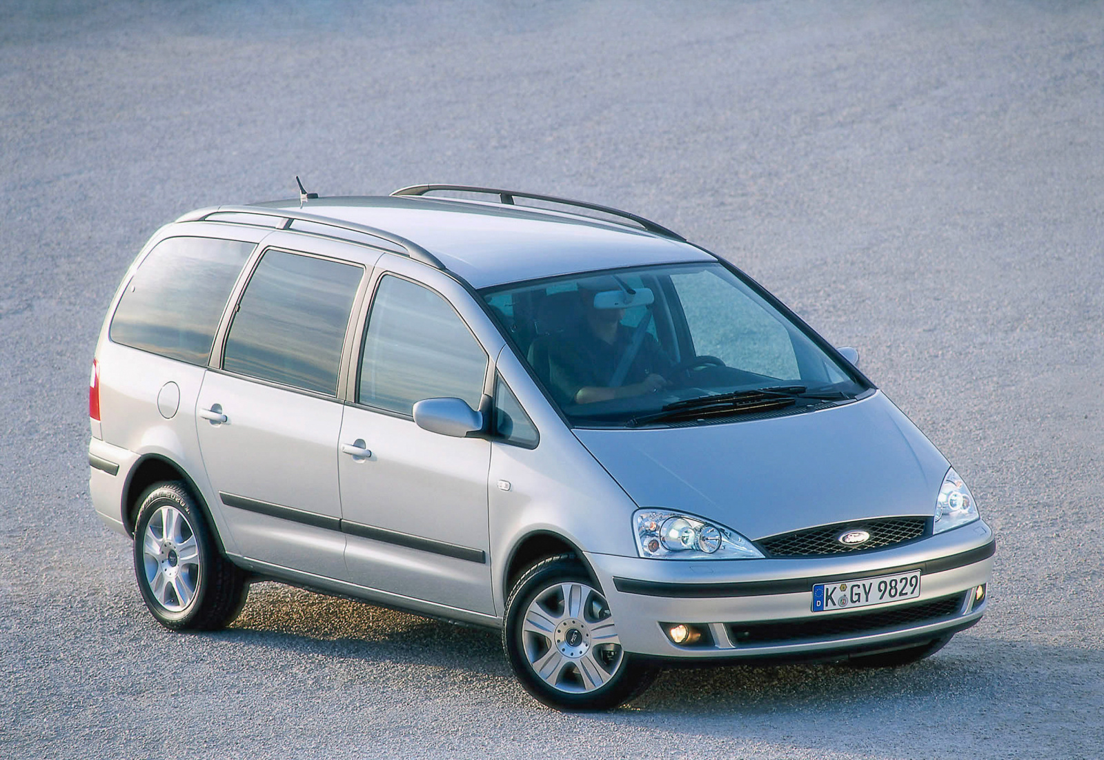 Ford Galaxy (2000) - Foto eines Ford PKW-Modells