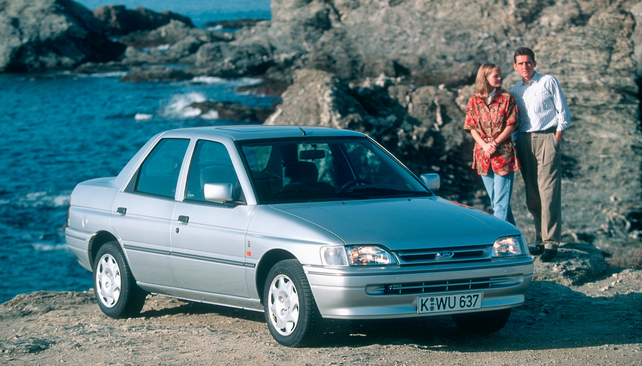 Ford Orion (1990) - Foto eines Ford PKW-Modells