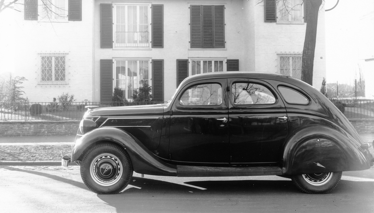 Ford V8 Typ 48 Spezial (1938) - Foto eines Ford PKW-Modells
