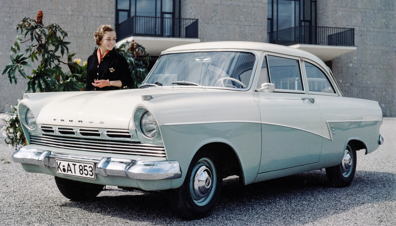 Taunus 17m (1957) - Foto eines Ford PKW-Modells