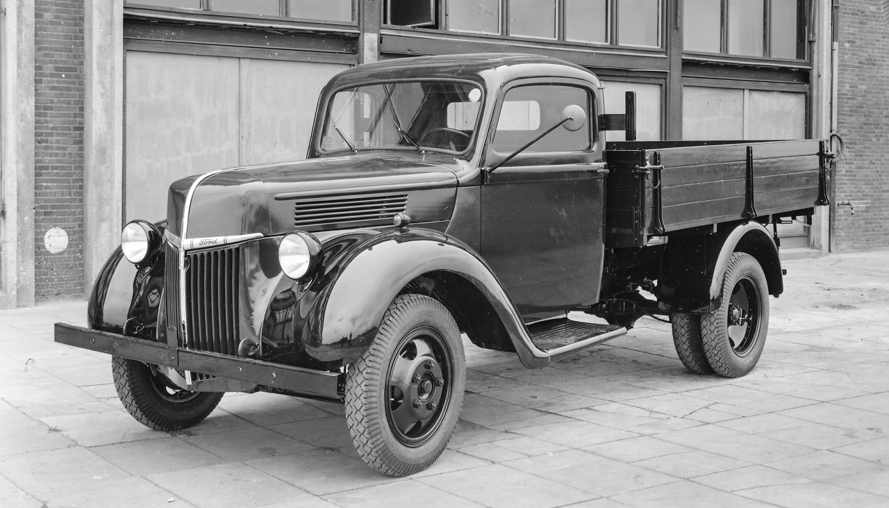 Ford 1,5-2 Tonner Schnell-Lastwagen (1949) - Foto eines Ford LKW/Bus-Modells