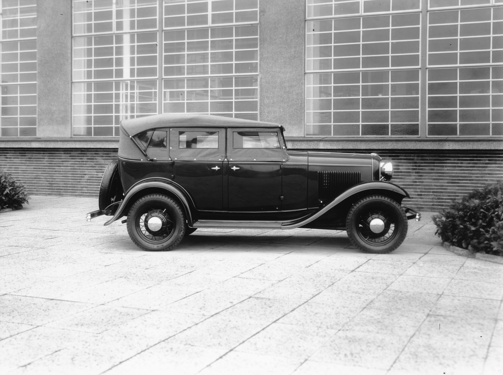 Ford Modell B/BF (1932) - Foto eines Ford PKW-Modells