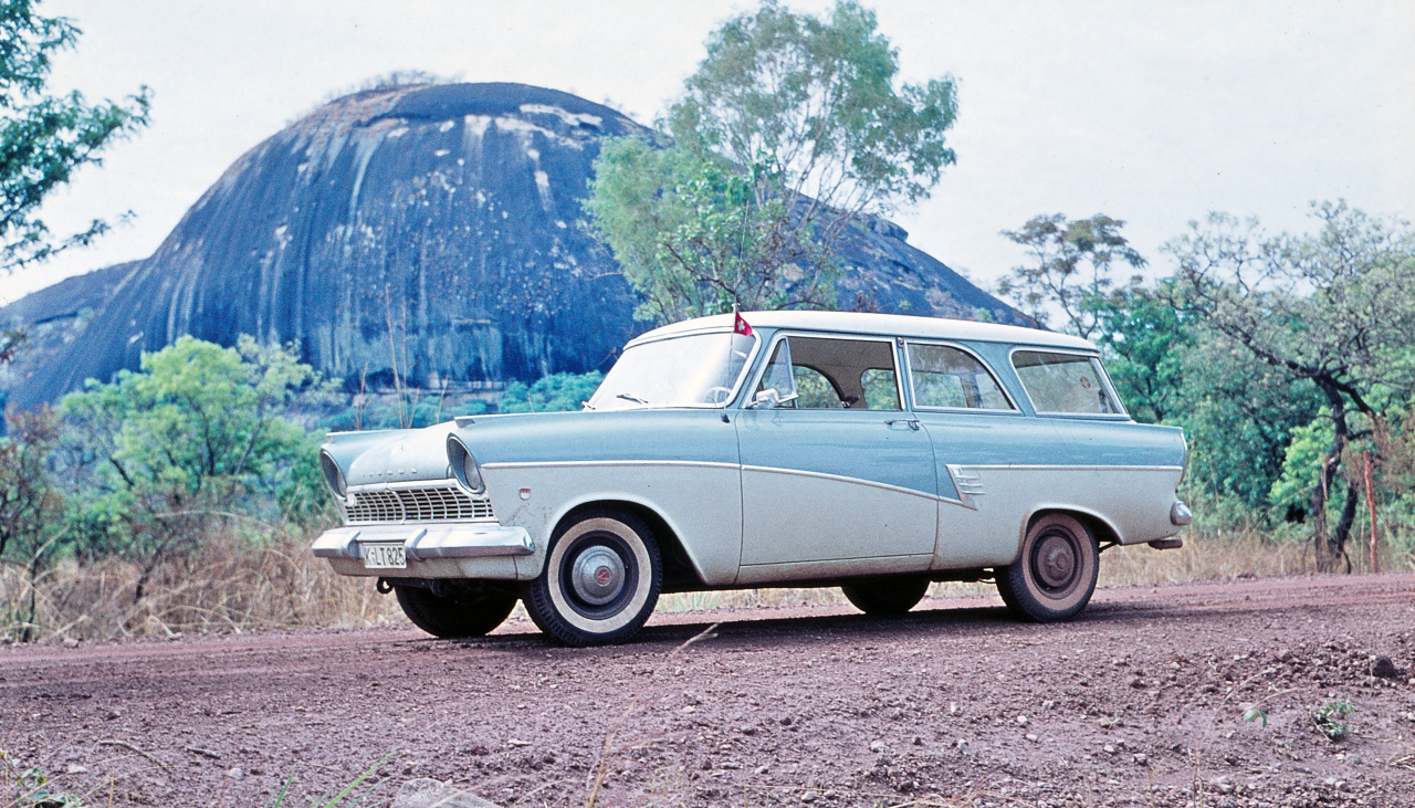 Taunus 17m Kombi (1959) - Foto eines Ford PKW-Modells