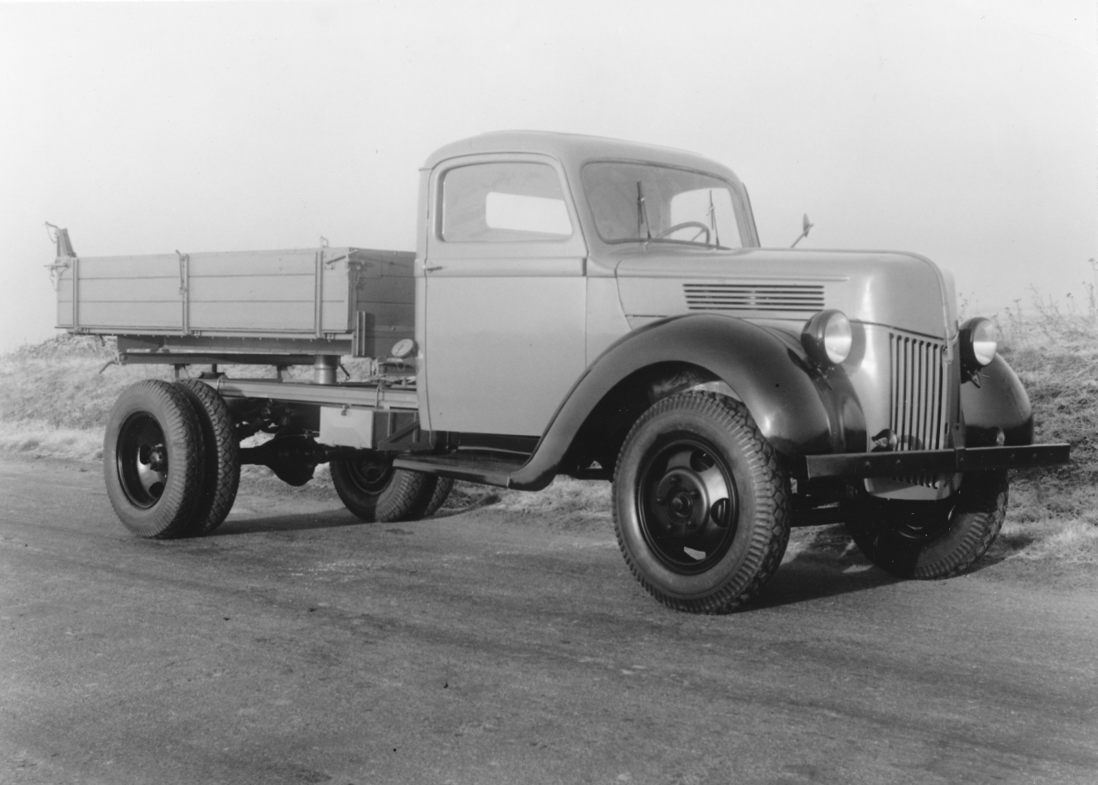 Ford B-3000 (1942) - Foto eines Ford LKW/Bus-Modells