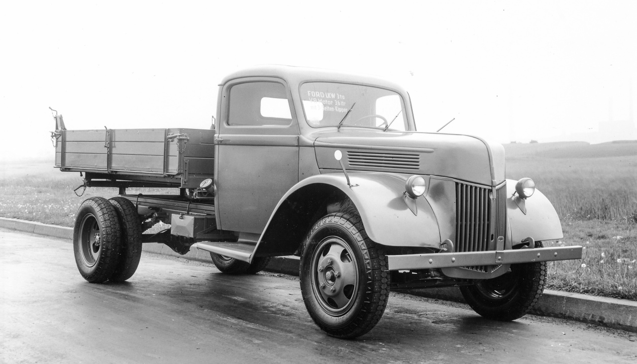 Ford Lastwagen V8 (1945) - Foto eines Ford LKW/Bus-Modells