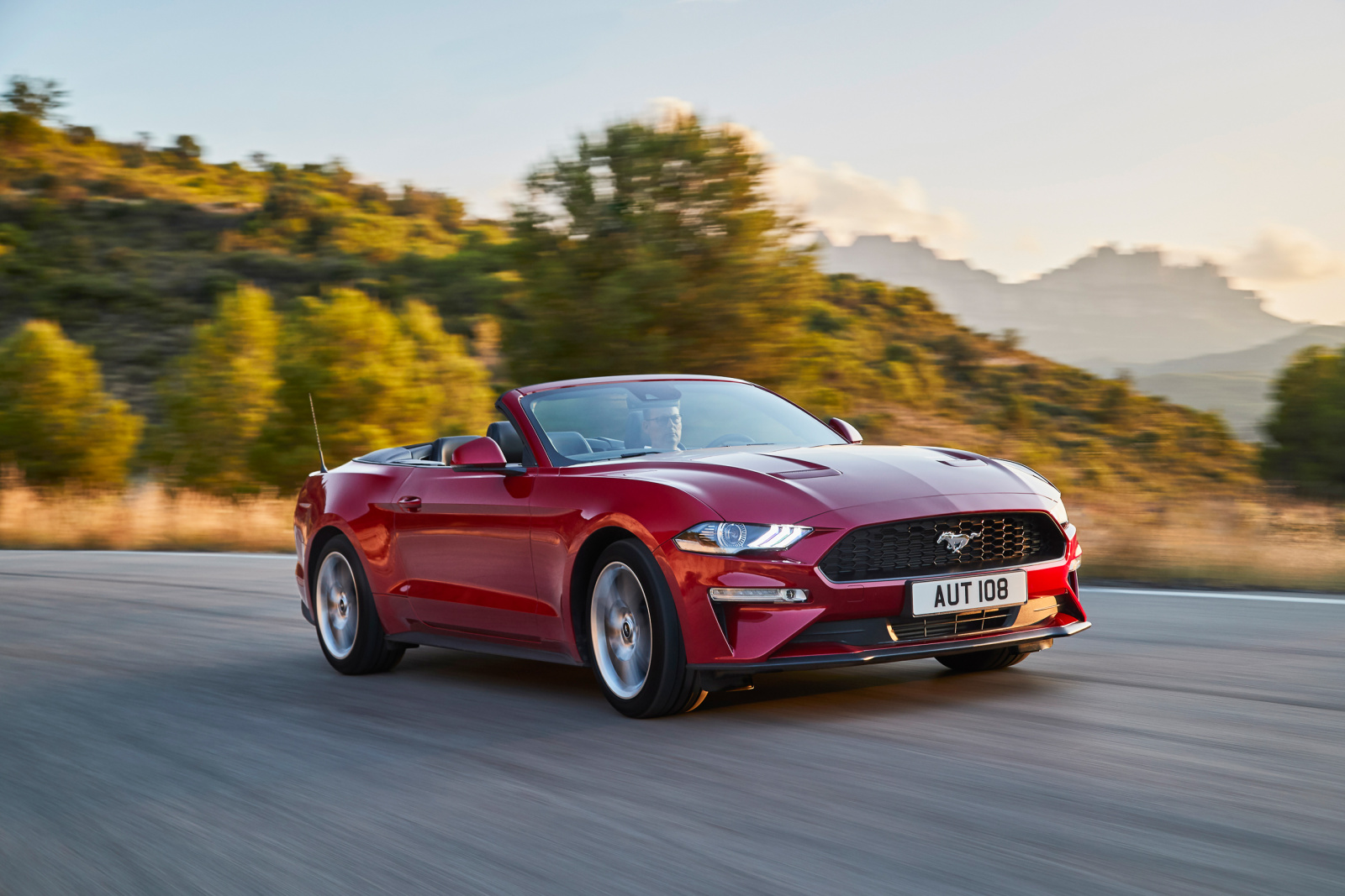 Ford Mustang Convertible-Cabriolet (2018) - Foto eines Ford PKW-Modells