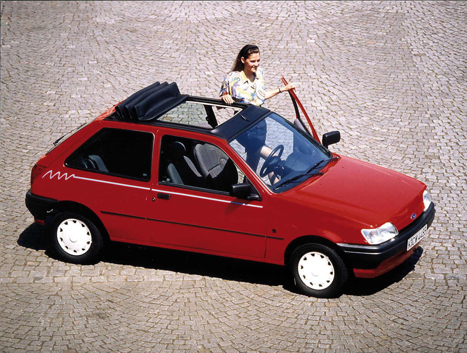 Ford Fiesta Calypso (1991) - Foto eines Ford PKW-Modells
