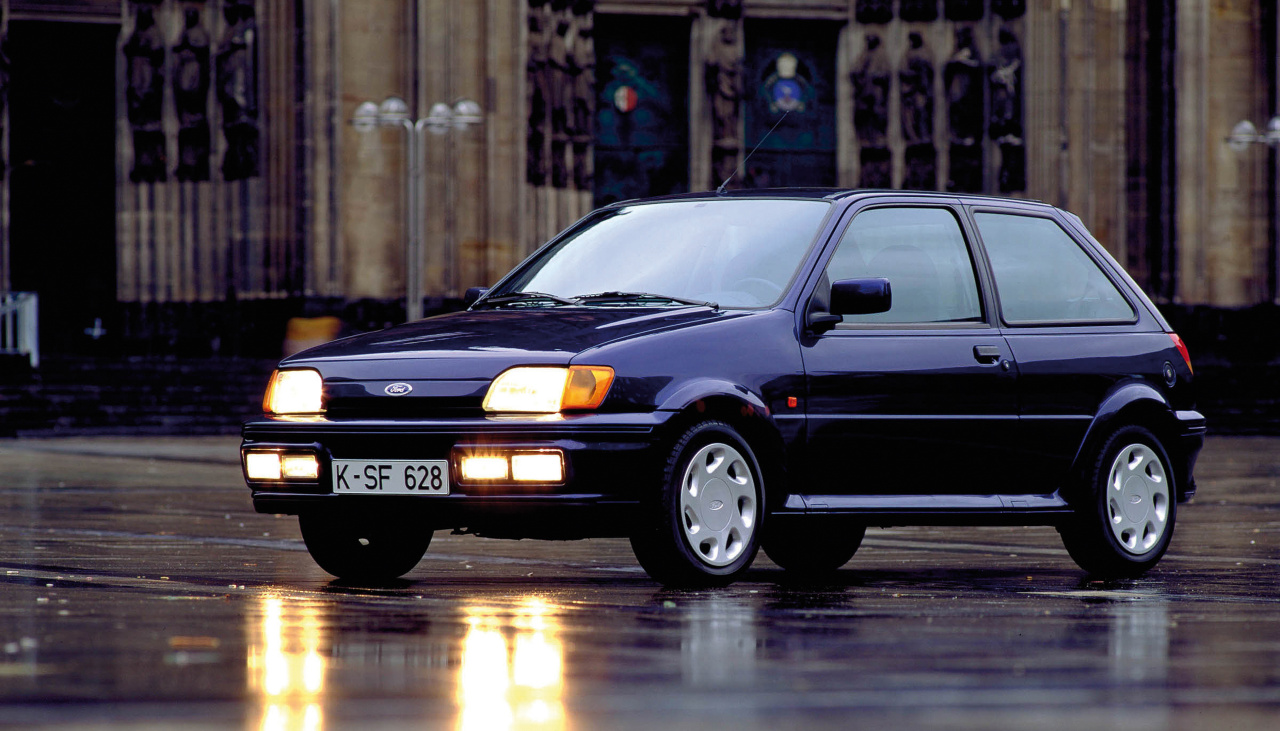 Ford Fiesta XR2i (1989) - Foto eines Ford PKW-Modells